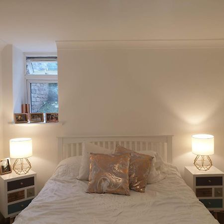 Cozy Muswell Hill 1-Bedroom Flat London Bagian luar foto