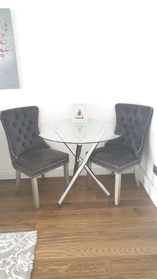 Cozy Muswell Hill 1-Bedroom Flat London Bagian luar foto