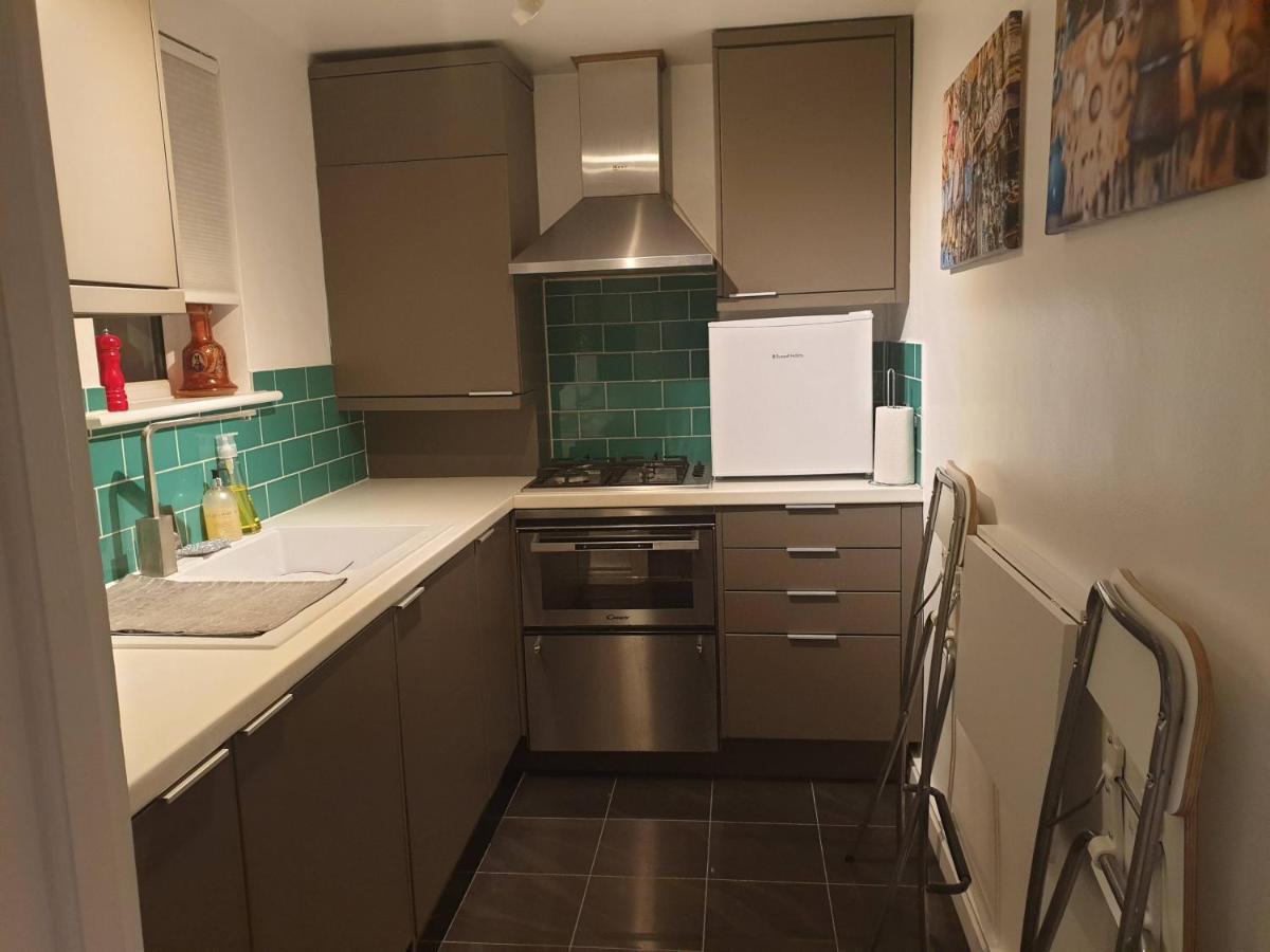 Cozy Muswell Hill 1-Bedroom Flat London Bagian luar foto